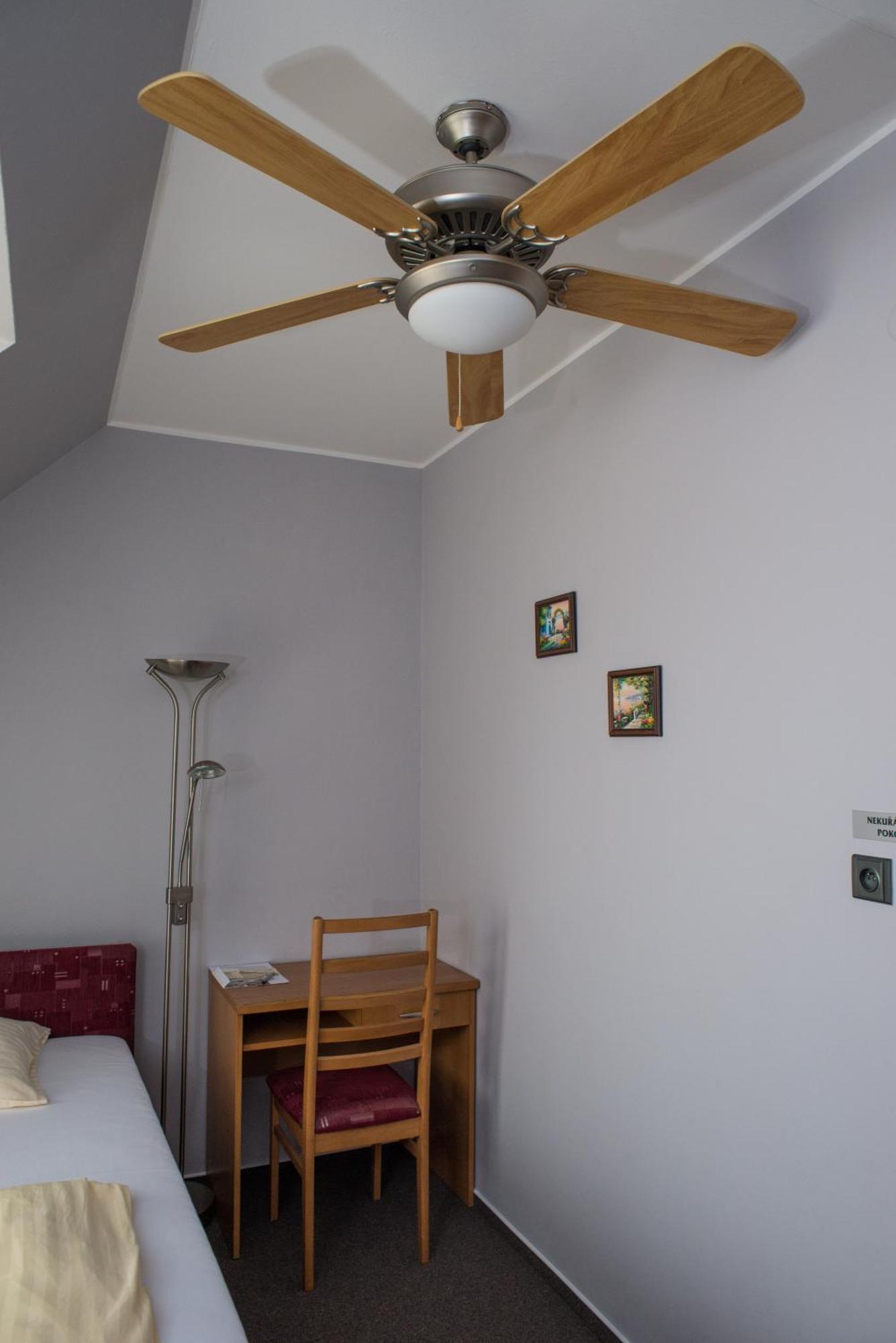 Hotel U Crliku Tetčice Pokój zdjęcie