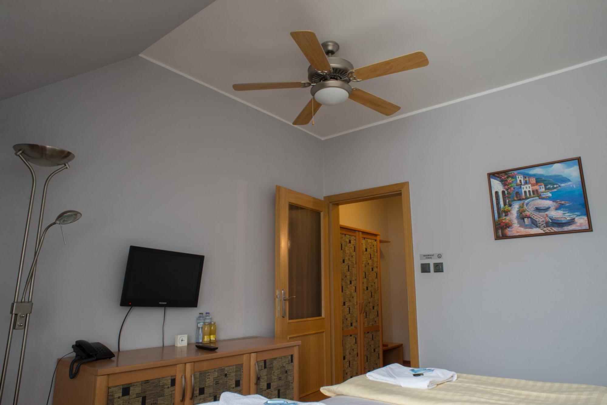 Hotel U Crliku Tetčice Pokój zdjęcie
