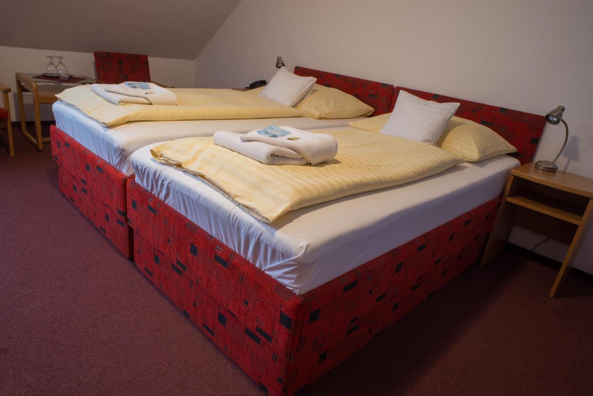 Hotel U Crliku Tetčice Pokój zdjęcie